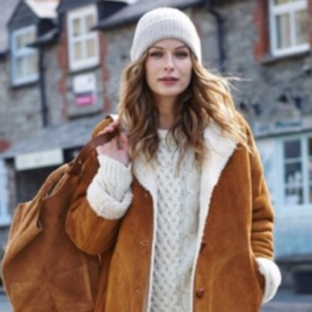 Celtic Co Classic Shearling Jacket. Whiskey - Picture 2 of 16